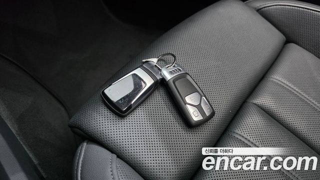 Audi A4 2021 — photo 16