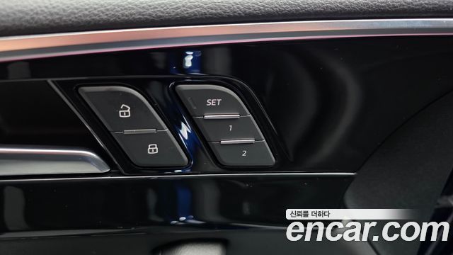 Audi A4 2021 — photo 17