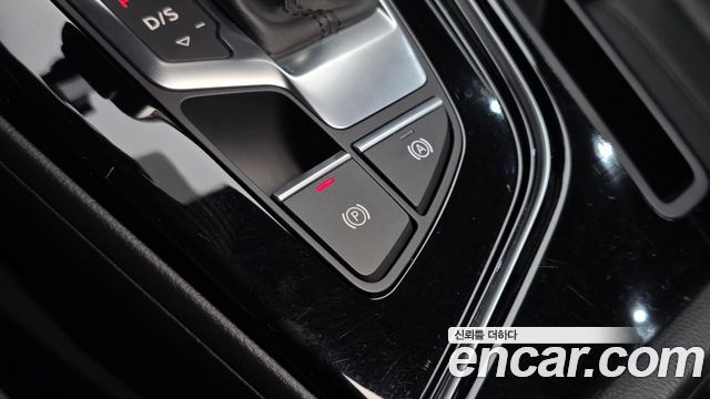 Audi A4 2021 — photo 20