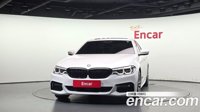BMW 5-Series 2017 — photo 3