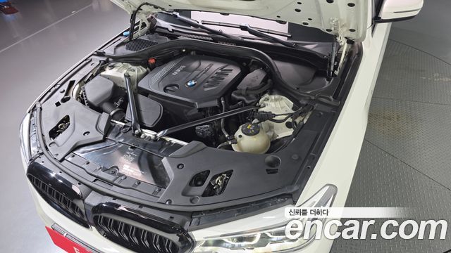 BMW 5-Series 2017 — photo 6