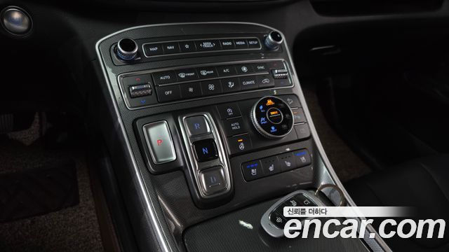 Hyundai Santafe 2023 — photo 12