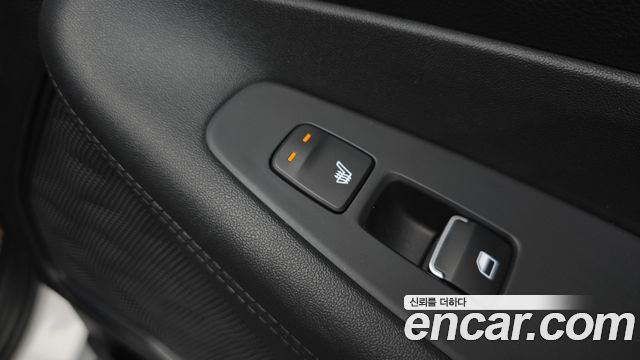 Hyundai Santafe 2023 — photo 25