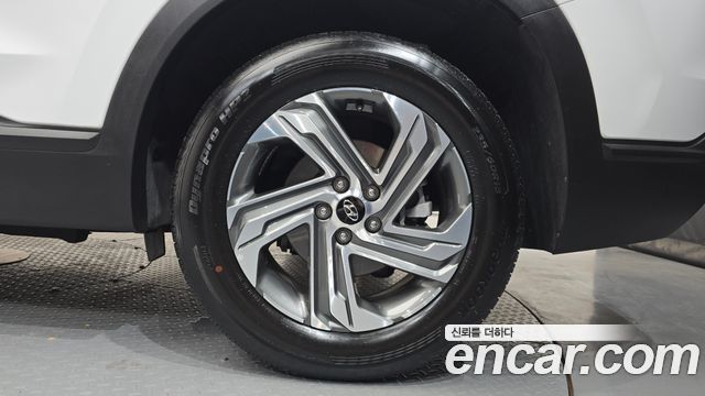 Hyundai Santafe 2023 — photo 7