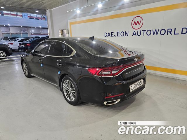 Hyundai Grandeur 2018 — photo 6