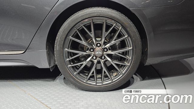 Genesis G80 2018 — photo 7