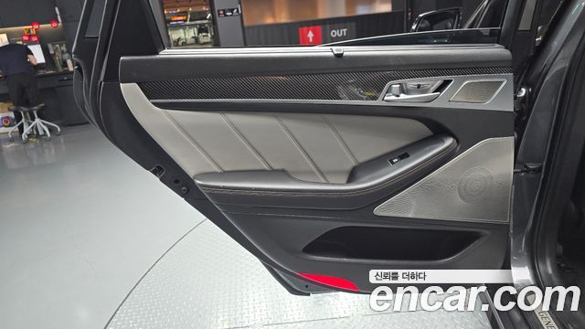 Genesis G80 2018 — photo 15