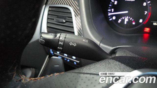 Genesis G80 2018 — photo 29