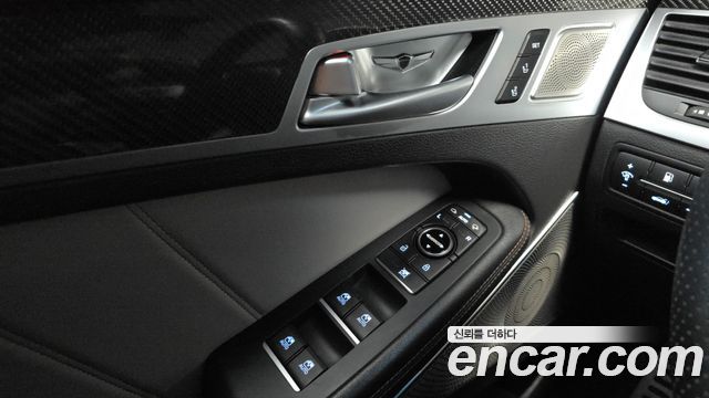 Genesis G80 2018 — photo 35
