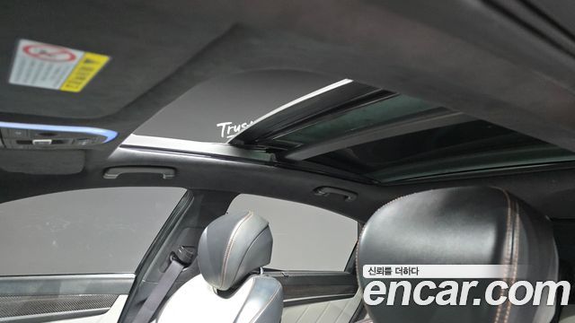 Genesis G80 2018 — photo 39