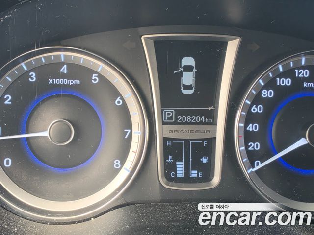 Hyundai Grandeur 2013 — photo 8