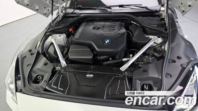 BMW Z4 2025 — photo 6