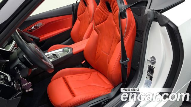 BMW Z4 2025 — photo 17