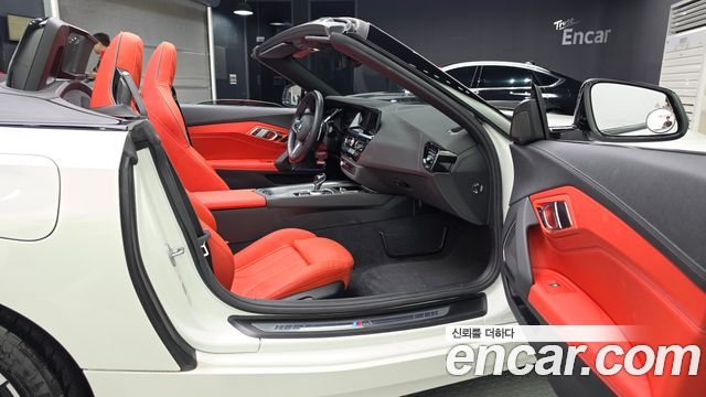 BMW Z4 2025 — photo 16