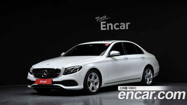 Mercedes-Benz E-Class 2017 — photo 1