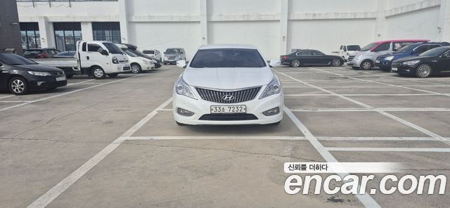 Hyundai Grandeur 2014 — photo 1