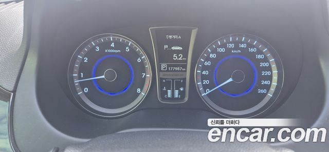 Hyundai Grandeur 2014 — photo 14