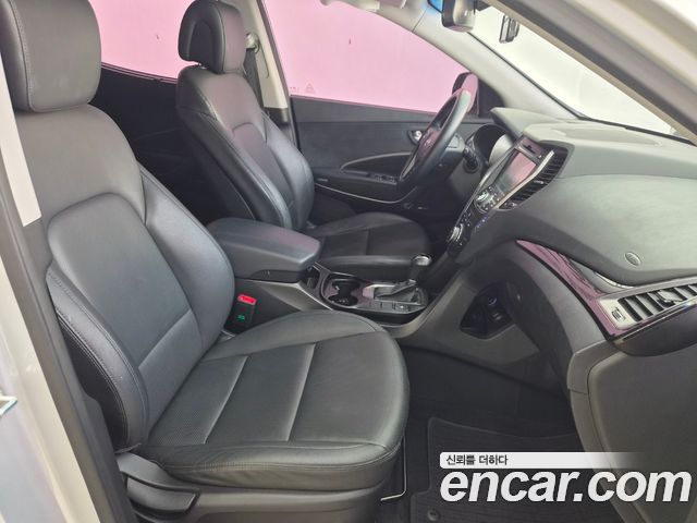 Hyundai Santafe 2015 — photo 18
