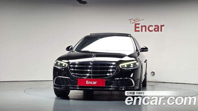 Mercedes-Benz S-Class 2023 — photo 3