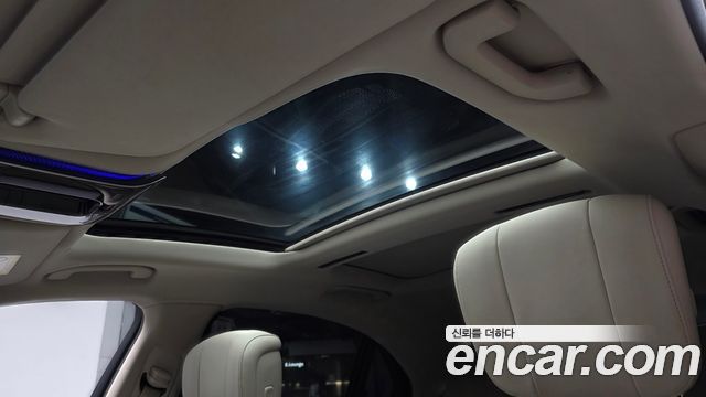 Mercedes-Benz S-Class 2023 — photo 23