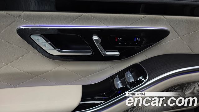 Mercedes-Benz S-Class 2023 — photo 25