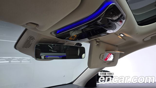 Mercedes-Benz S-Class 2023 — photo 35