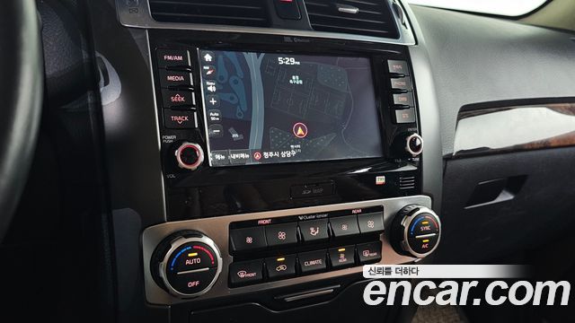 Kia Mohave 2017 — photo 16