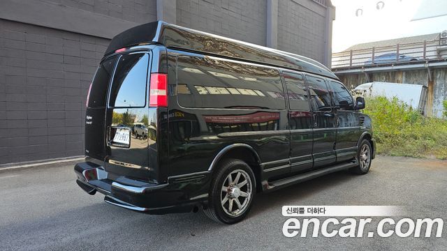Chevrolet Express Van 2014 — photo 2