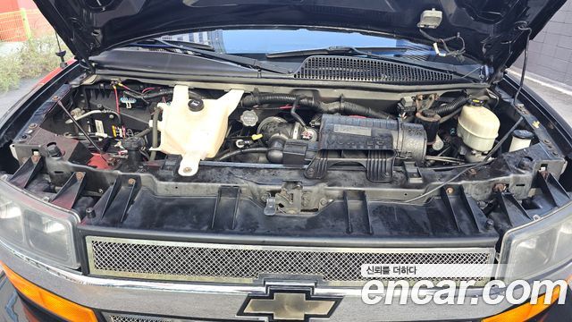 Chevrolet Express Van 2014 — photo 6