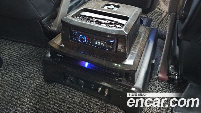 Chevrolet Express Van 2014 — photo 15