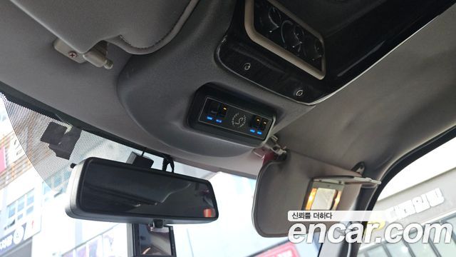 Chevrolet Express Van 2014 — photo 16