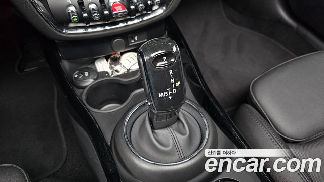 Mini Clubman 2024 — photo 12