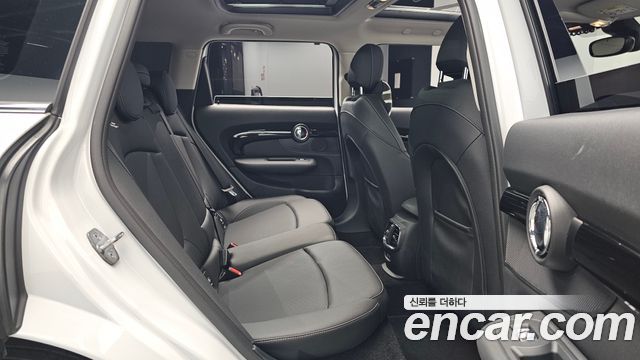 Mini Clubman 2024 — photo 17