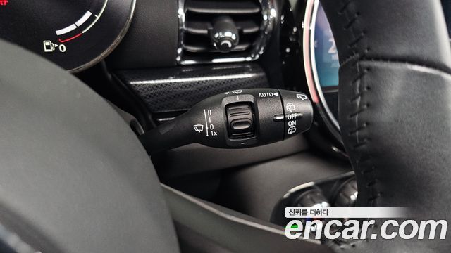 Mini Clubman 2024 — photo 24