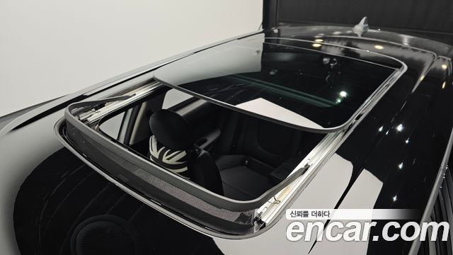 Mini Clubman 2024 — photo 34