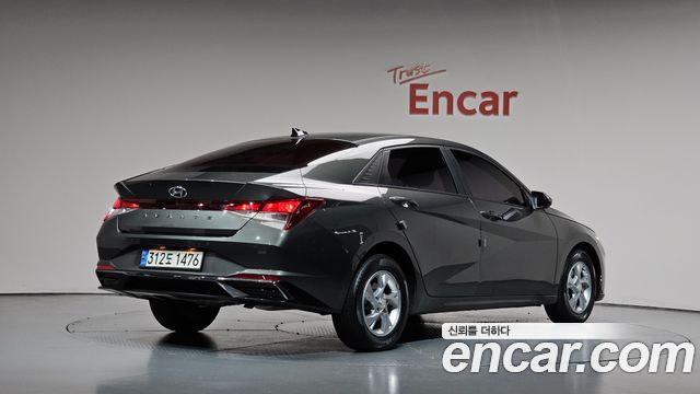 Hyundai AVANTE 2021 — photo 2