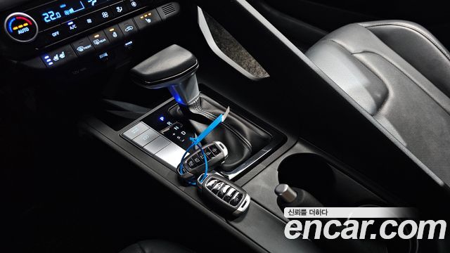 Hyundai AVANTE 2021 — photo 12