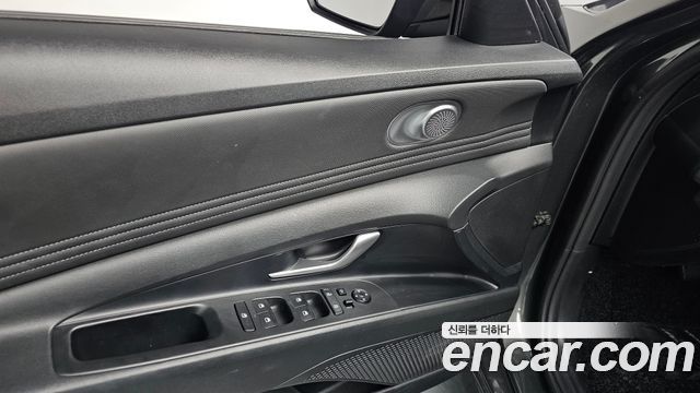 Hyundai AVANTE 2021 — photo 22