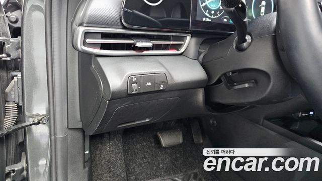 Hyundai AVANTE 2021 — photo 23