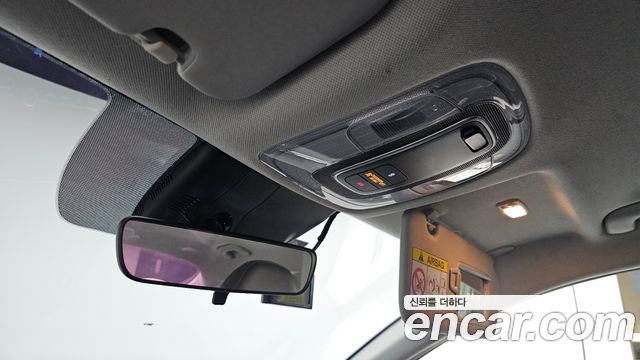 Hyundai AVANTE 2021 — photo 25