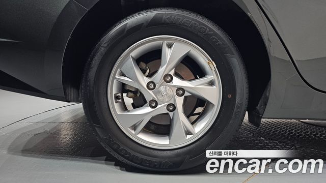 Hyundai AVANTE 2021 — photo 7