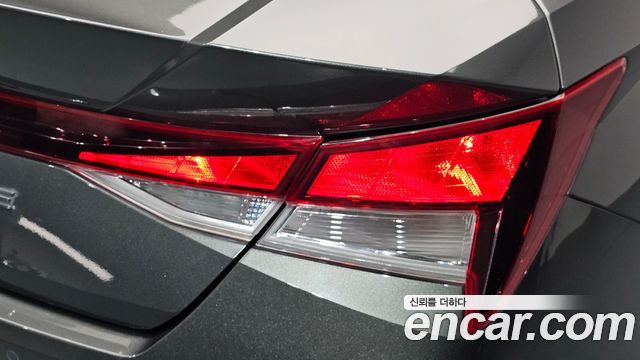 Hyundai AVANTE 2021 — photo 9