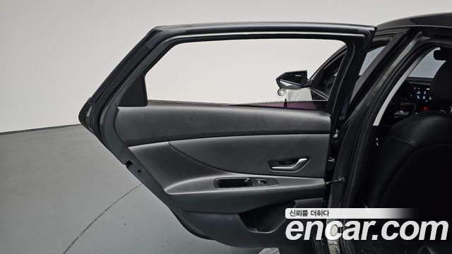 Hyundai AVANTE 2021 — photo 15