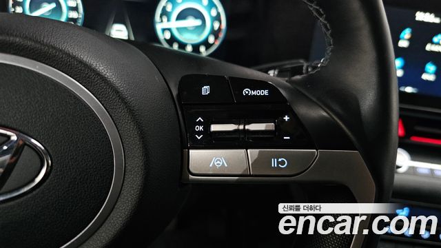 Hyundai AVANTE 2021 — photo 32