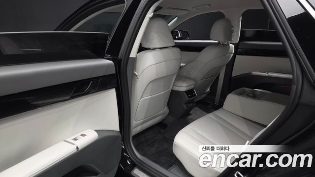 Hyundai Grandeur 2023 — photo 16