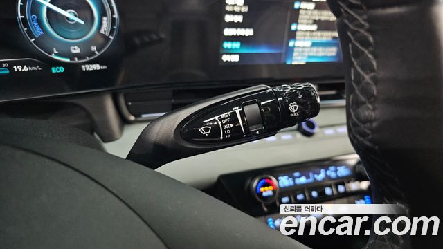 Hyundai AVANTE 2026 — photo 24