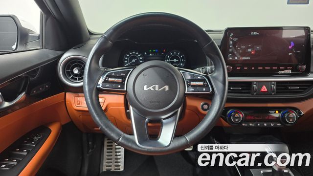 Kia K3 2024 — photo 18