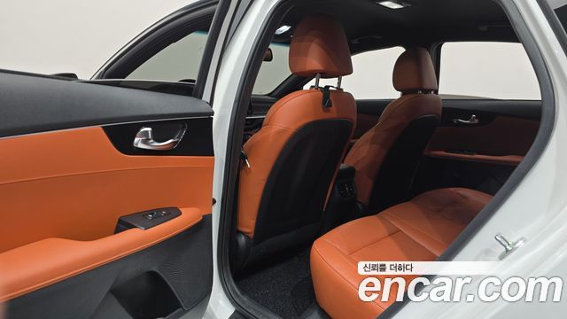 Kia K3 2024 — photo 27