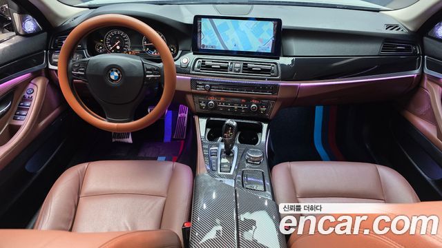 BMW 5-Series 2016 — photo 10