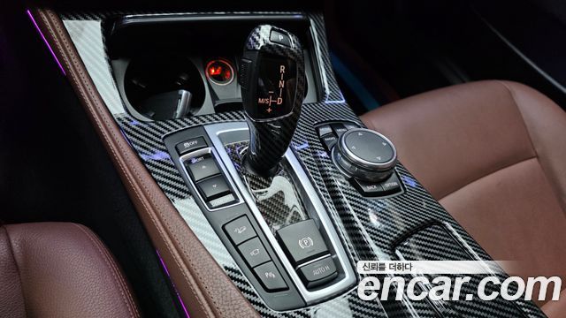 BMW 5-Series 2016 — photo 12